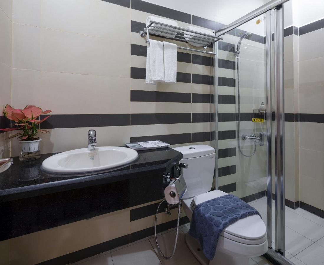 Lara Hotel ลองซเวียน ภายนอก รูปภาพ