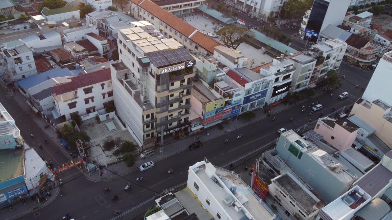 Lara Hotel ลองซเวียน ภายนอก รูปภาพ